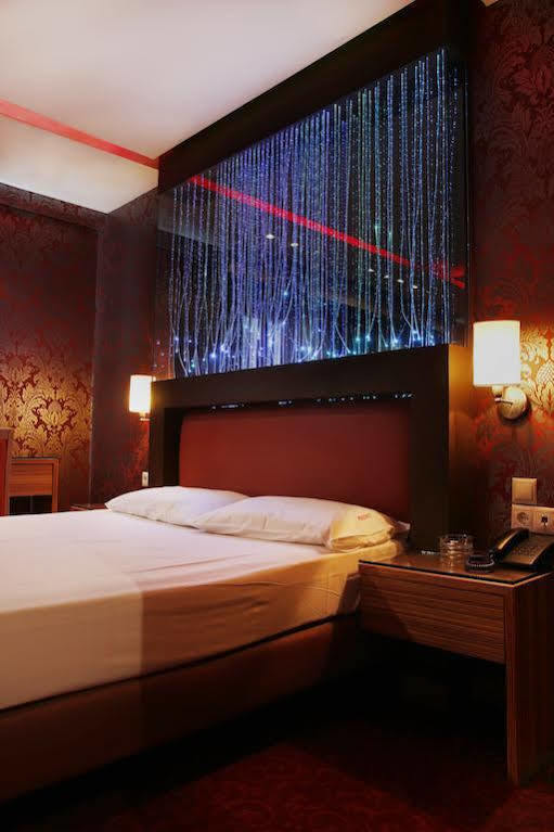 Lacoba Hotel (Adults Only) เอเธนส์ ภายนอก รูปภาพ