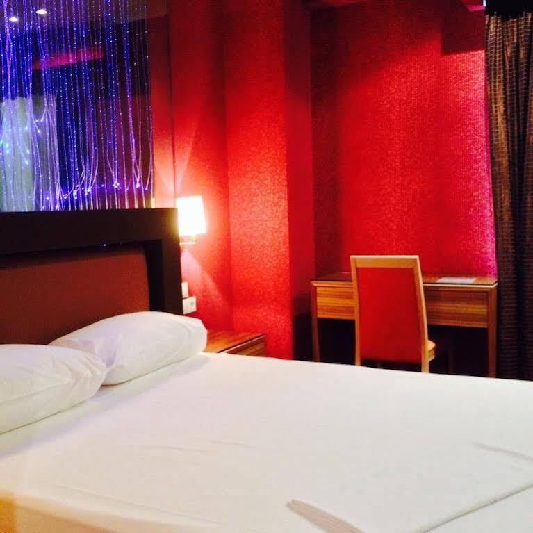 Lacoba Hotel (Adults Only) เอเธนส์ ภายนอก รูปภาพ